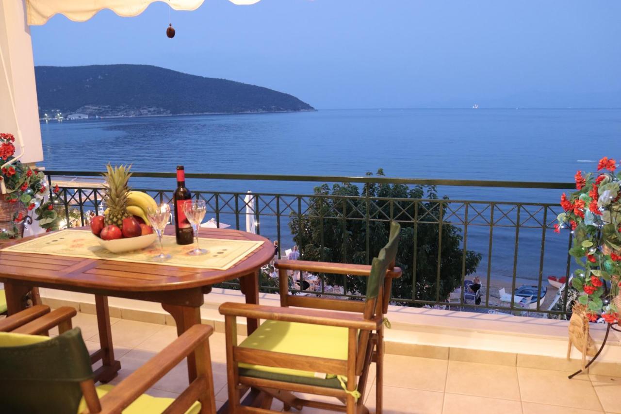Sea And Sun Apartment Néa Péramos エクステリア 写真
